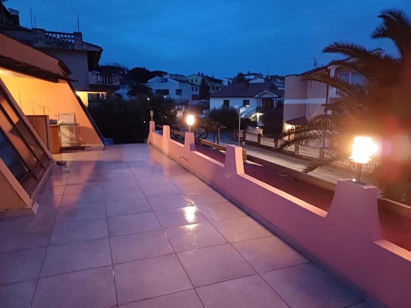 Apartmani Delas 2 Pjescana Uvala Exterior photo
