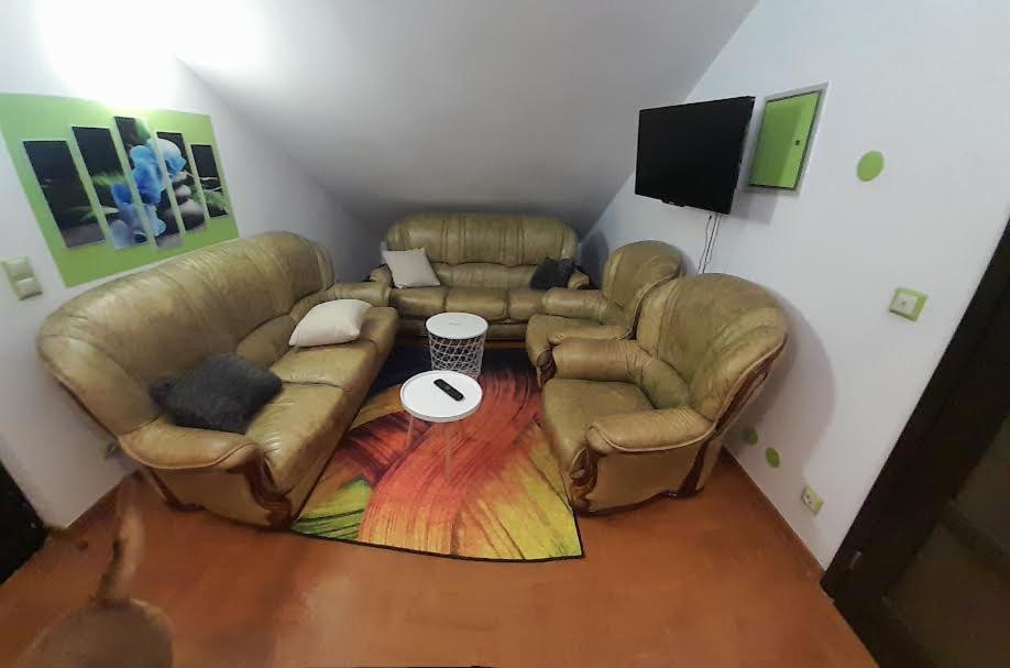 Apartmani Delas 2 Pjescana Uvala Exterior photo