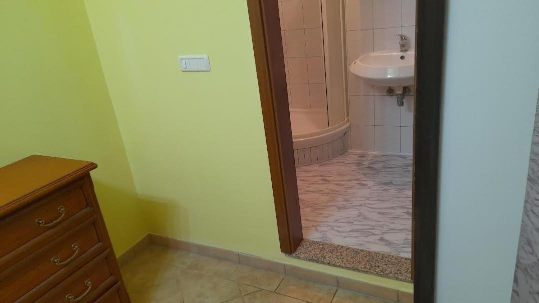 Apartmani Delas 2 Pjescana Uvala Exterior photo