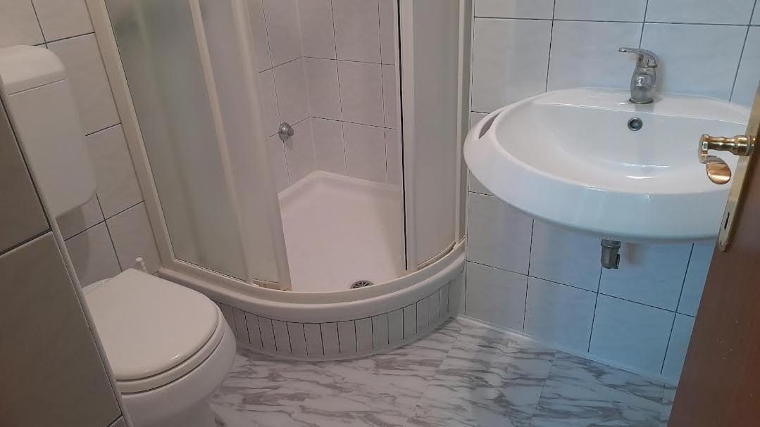 Apartmani Delas 2 Pjescana Uvala Exterior photo